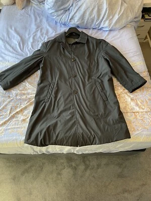 Ferragamo Dark Green Winter coat Size 29 Mint - Image 1 of 4