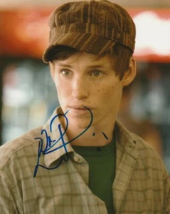EDDIE REDMAYNE SIGNED "THE YELLOW HANDKERCHIEF" 8x10 PHOTO! DAY OF JACKAL JSA - Picture 1 of 2