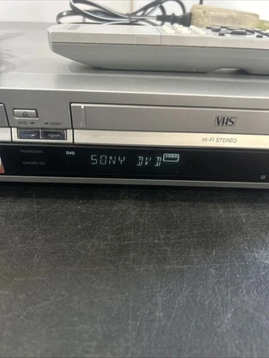 Grabadora combinada Sony RDR-VX530 VCR/DVD - Probada funciona, incluye control remoto y cable Foto 1 de 4