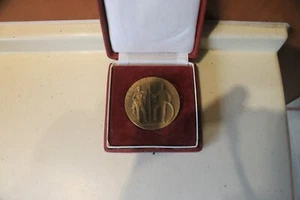 Medaille 750 let mesta - Bild 1 von 2