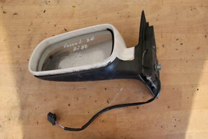 VW Passat 3B 3BG Fahrerspiegel vorne links vl weiß elektrisch Seitenspiegel - Foto 1 di 2