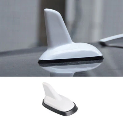 Antena de aleta de tiburón ABS blanca para techo de coche para Mercedes-Benz GLC 2016-2021 Foto 1 de 4