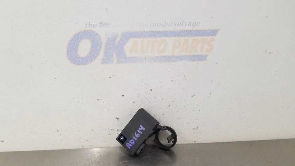 15 MÓDULO DE CONTROL DE SEGURIDAD JEEP WRANGLER JK JKU 68140642AE Foto 1 de 4