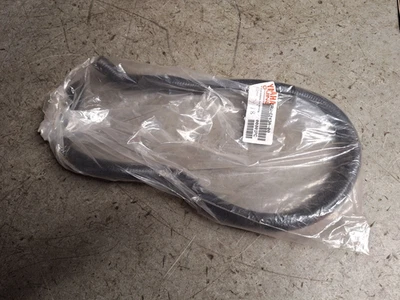 Yamaha CS50 Jog RR - Water Pipe Coolant Expansion Header Tank Hose 5RW-E243A-00 — 第 1/4 张图片