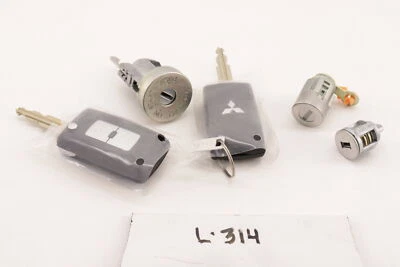 Nuevo juego de llaveros de cilindro de encendido OEM Mitsubishi 2007-2021 Montero Pajero 6370C005 Foto 1 de 2