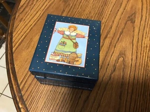 Lang & Wise Box Buddies figurine, art by Susan Winget, Mary Beth new - Picture 1 of 5