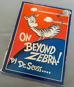 On Beyond Zebra! - Classic Dr Seuss 1955 Early Edition SC Paperback Book - RARE! - Imagen 1 de 7