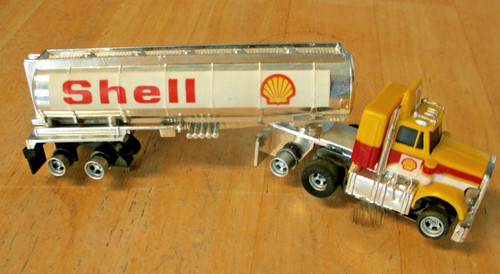 Aurora AFX Magna Traction SHELL OIL tanker truck Peterbilt and trailer ...