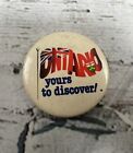 VTG Ontario Yours To Discover Canadian Flag Spell Out Canada Pinback Pin Button