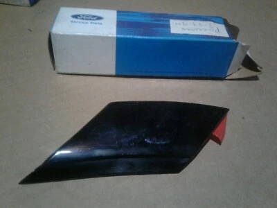 Moldagem de para-lama dianteiro inferior Lincoln Continental NOS 1989 PRETO DESTRO - Imagem 1 de 2