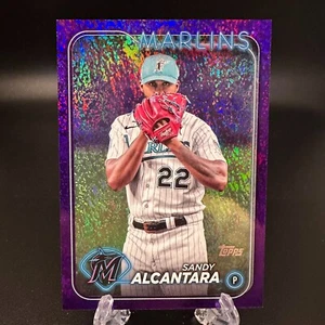 Tablero de aluminio púrpura Topps Sandy Alcantara 2024/799 #636 Miami Marlins - Imagen 1 de 2