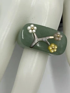 Jade Natural Icy Green Jadeite and MOP Flower Saddle Beautiful Ring Sz 7.5-8 - Picture 1 of 23