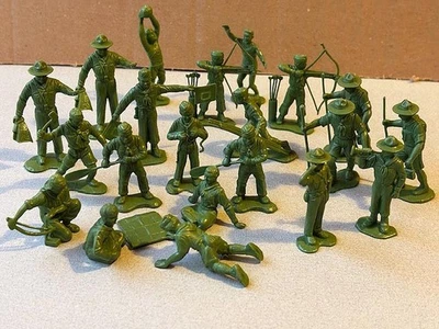 19 model US Boy Scouts moulded in plastic representing various activities. - Image 1 of 4