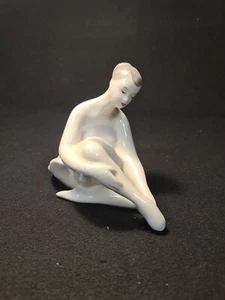 Estatuilla de porcelana soviética vintage de Ucrania bailarina, fábrica Gorodnitsa.farrow - Imagen 1 de 13
