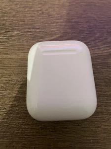 Słuchawki bezprzewodowe Apple (2generacji) - Zdjęcie 1 z 6