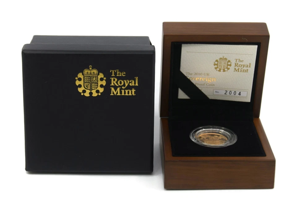 2010 Royal Mint Sovereign 1/4 OZ Gold Proof Coin - Image 1 of 1