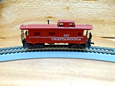 TYCO HO Escala 32' Peso Chattanooga 607 Cupula Caboose con Chimenea Foto 1 de 4