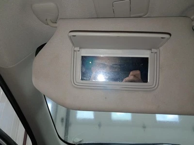 Used Left Sun Visor fits: 2020 Nissan Pathfinder w/illumination Left Grade A - Image 1 of 4