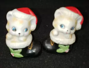 De colección HomeCo Gatitos en Botas de Santa 3" x 2" #8903 - Imagen 1 de 6