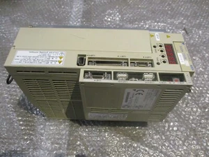 Yaskawa SGDH-20DEY12 Servopack Drive 480VAC 1.9A 2kW/2.68HP JUSP-NS100*Tested* - Picture 1 of 7