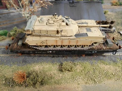 HO Artitec Minitank US Army M2 M1A1 Abrams #A2082 Train Load Railway Car - Image 1 of 3