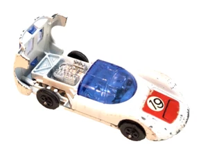 Vintage CORGI JUNIORS Whizzwheels Porsche Carrera #19 Sports Car Racer lift Hood - Picture 1 of 8