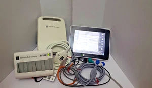 Edwards Lifesciences EV1000 Hemodynamic Monitoring System with Cables - Picture 1 of 12