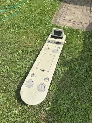 Consola techo trasero Nissan Armada Infiniti QX56 2004-2007 con pantalla Foto 1 de 4