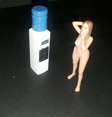 Enfriador de agua a escala 1:24 para tu tienda garaje oficina dioramas   Foto 1 de 2