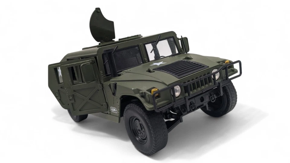 Military U.S. Army Humvee Hummer Field Vehicle Alloy Diecast 1/18 scale by KDW - Image 1 of 4