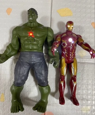 Marvel Hulk Iron Man Figuren 25,5 cm & 30 cm Licht & Sound gebraucht - Bild 1 von 4