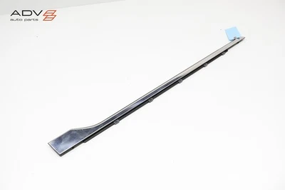 KIA TELLURIDE 2022 puerta del lado del pasajero delantero derecho ventana cinturón moldeado OEM Foto 1 de 4