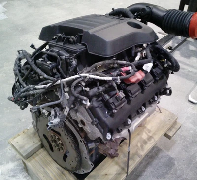 2019 DODGE RAM 1500 NEW BODY STYLE ENGINE 5.7L HEMI 48 VOLT SYSTEM (ETORQUE)  - Image 1 of 4