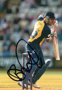 BIRMINGHAM BEARS & NEW ZEALAND: BRENDON McCULLUM SIGNED 6x4 ACTION PHOTO+COA - Picture 1 of 1