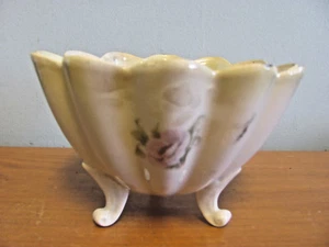 POPPY FLORAL DESIGN SCALLOPED EDGE FOOTED DISH BOWL - Picture 1 of 5