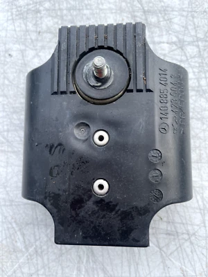 1998 MERCEDES-BENZ S320 W140 REAR BUMPER COVER MOUNT BRACKET CENTER LEFT OEM - Image 1 of 4