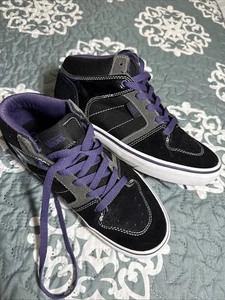 Vans Mid Top Schuhe Sneaker Jugend Größe 5Y Schnürschuhe Neu ohne Karton - Bild 1 von 5