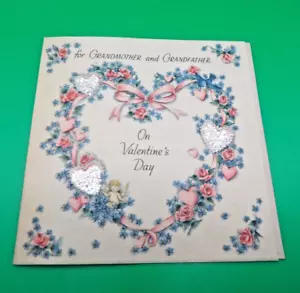 Biglietto vintage di San Valentino 1954 paracadute Hallmark, piccolo cupido, glitter, cuore - Foto 1 di 3