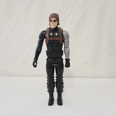 Hasbro 2015 Marvel Avengers Titan Hero Series Winter Soldier 11-12" (tiene desgaste) Foto 1 de 4