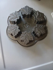 Nordic Ware Maple Leaf Kuchenform!!! Made in USA!!!  NEU!!! - Bild 1 von 4