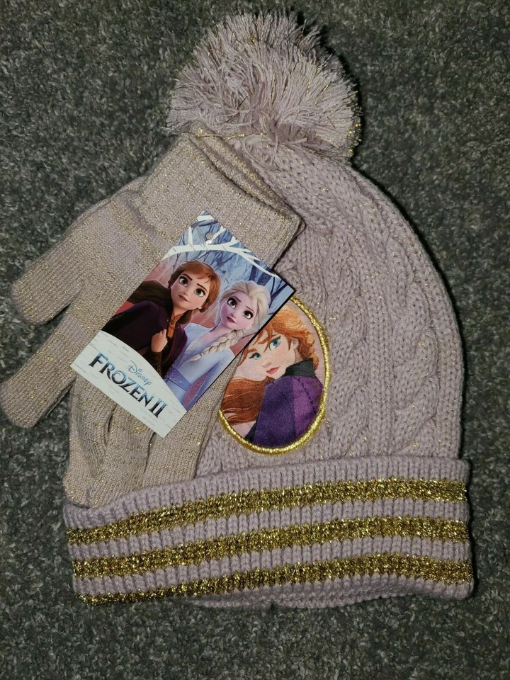 Frozen 2 Anna Hat & Mittens - Image 1 of 1