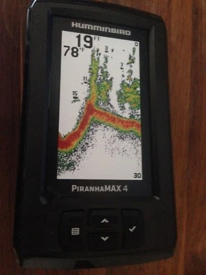 Humminbird PiranhaMax 4 Monitor fishfinder head unit only - Image 1 of 3