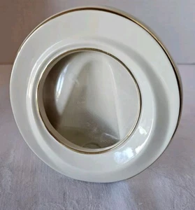 Cornice portafoto rotonda in piedi Lenox con bordo in oro 24 kt alta 5-1/2" - Foto 1 di 5