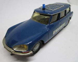 AU927 VROOM KIT RESINE MONTE MAQ ARTHUR 1/43 1:43 CITROEN DS21 BLEU GENDARMERIE - Imagen 1 de 11