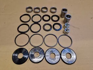 JAGUAR DAIMLER REAR INNER FULCRUM SHAFT REPAIR KIT E-TYPE XJ6 XJ12 XJS 420 FSRK1 - Picture 1 of 2