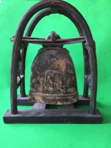 Antica campana su supporto in legno con decoro elefante molto unica - Foto 1 di 6