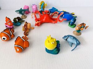 Finding Nemo/Dory Disney figures set Lot of 17 Figurines