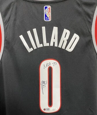 Damian Lillard Signed Trail Blazers Icon Swingman NBA 75 Auto Nike Jersey JSA - Image 1 of 4
