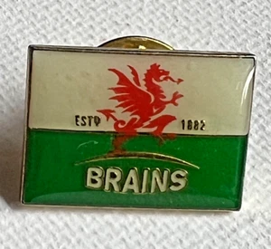 BRAINS BREWERY BANDERA GALESA RUGBY UNIÓN DRAGÓN ROJO PIN INSIGNIA - Imagen 1 de 3