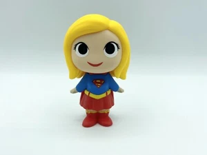 D.C. Comics Superhéroes y mascotas Funko Mystery Minis Supergirl - Imagen 1 de 2
